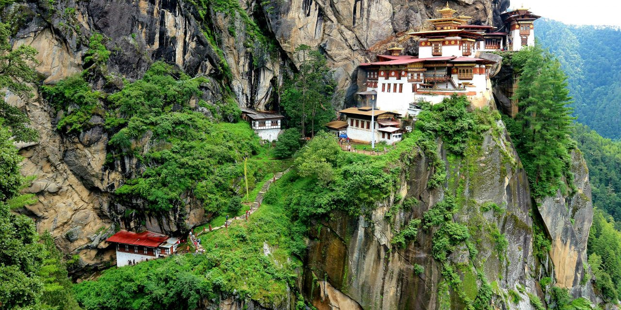 Phí SDF Bhutan, chi phí du lịch Bhutan, Tour Bhutan giá rẻ